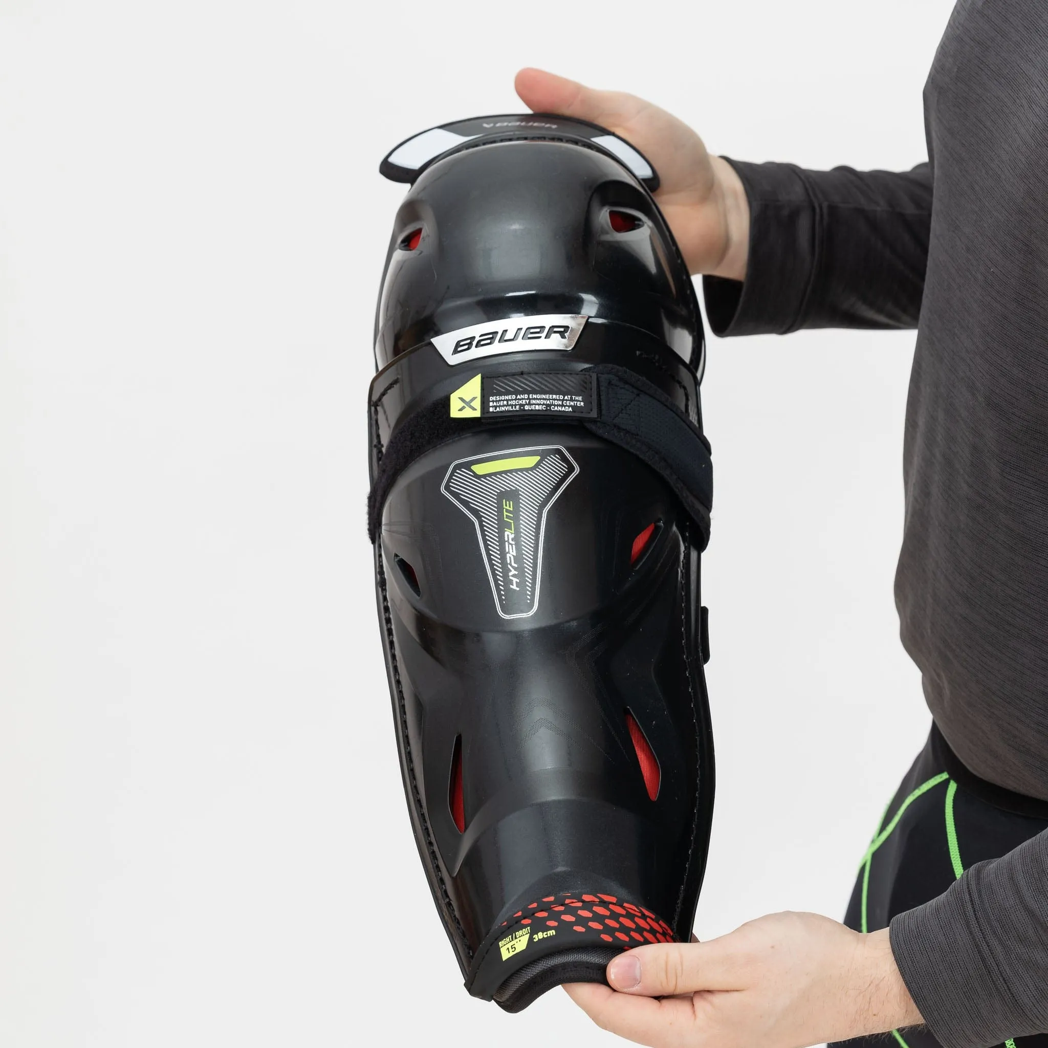 Bauer Vapor Hyperlite Intermediate Hockey Shin Guards