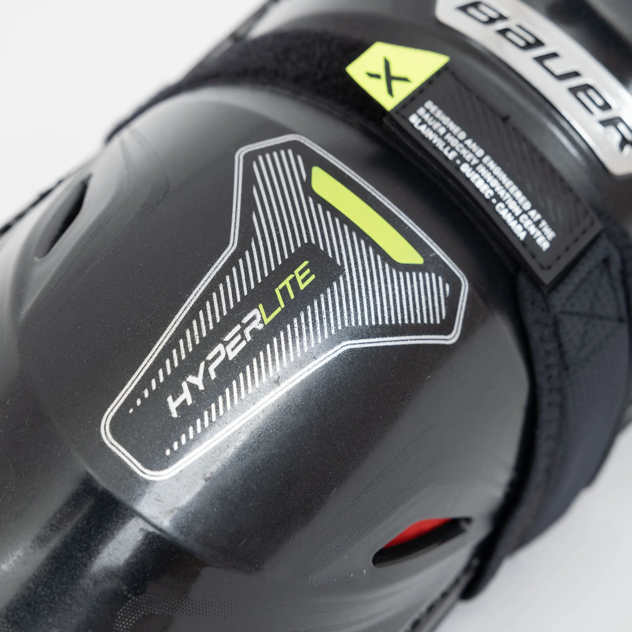 Bauer Vapor Hyperlite Intermediate Hockey Shin Guards