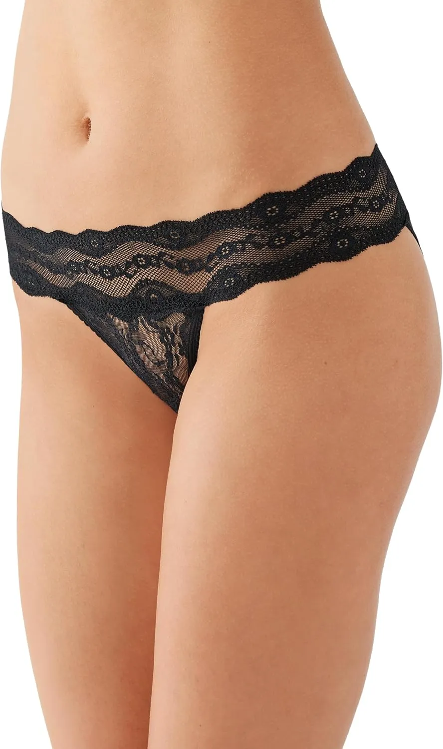 b.tempt'd by Wacoal Women's Lace Kiss Bikini Panty