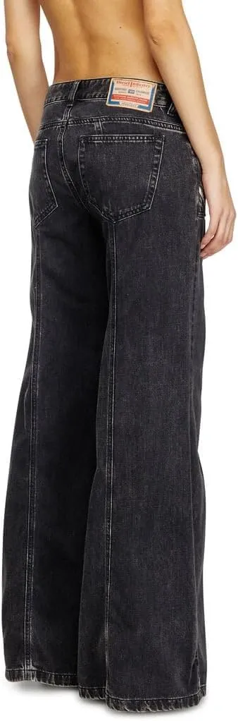 Diesel D-AKII Flared Jeans