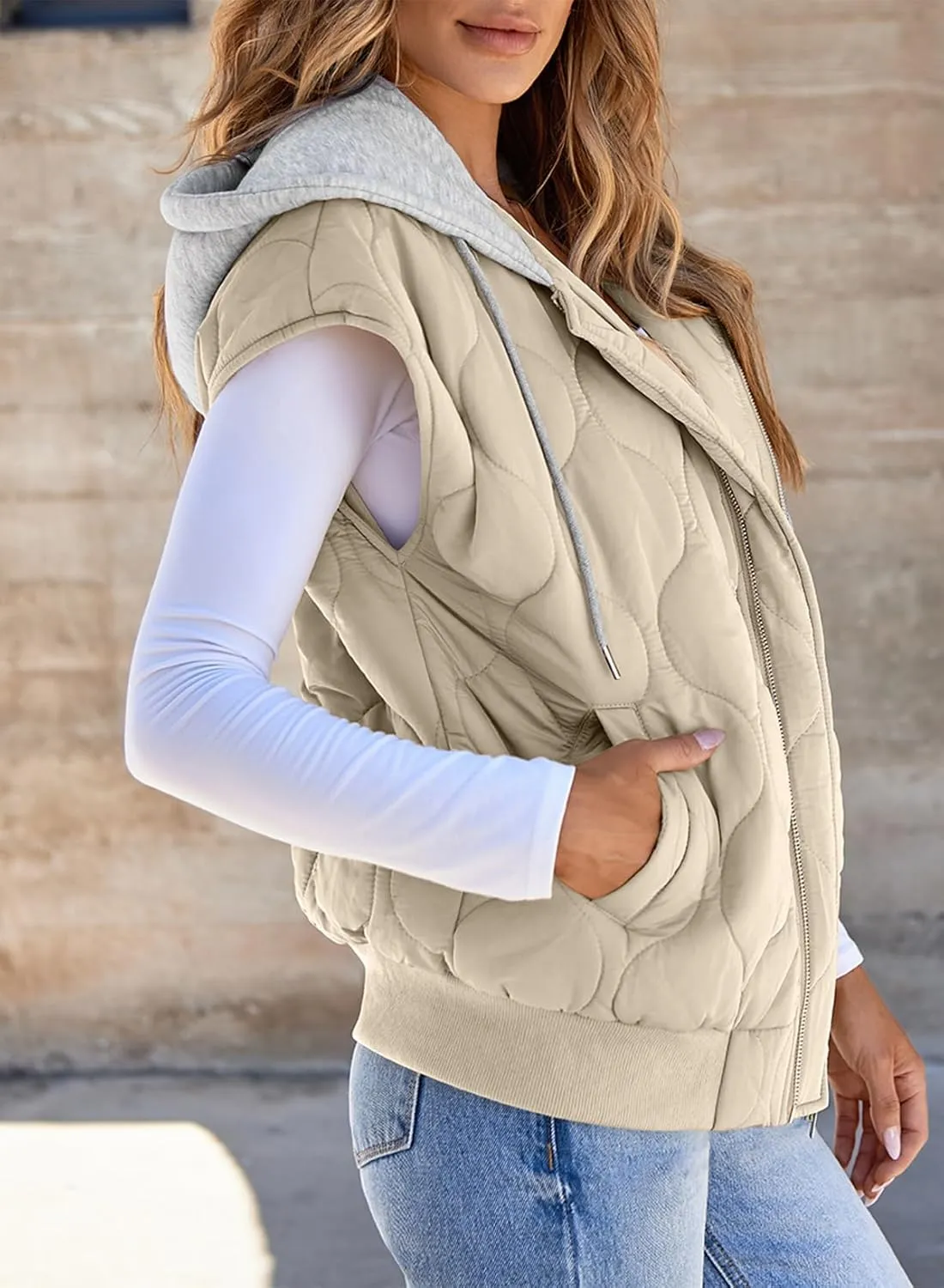 EVALESS Hooded Puffer Vest Women 2024 Zip Up Sleeveless Quilted Vests with Pockets