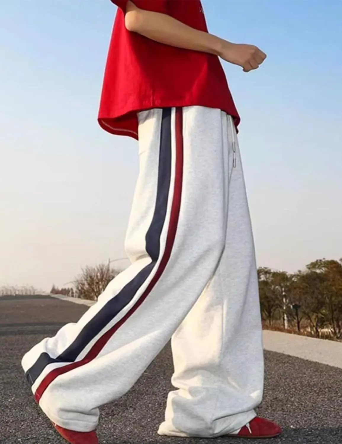 FCOOLYEET Mens Wide Leg Sweatpants Y2k Baggy Track Pants Drawstring Pants Open Bottom Sweatpants for Women