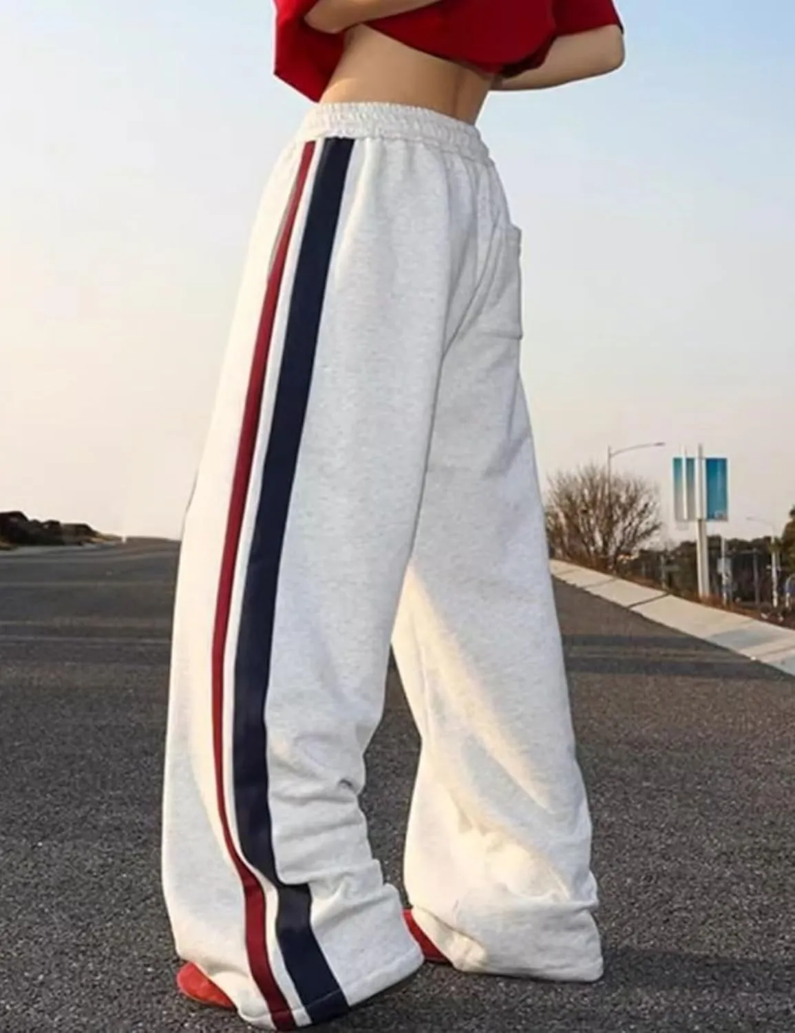FCOOLYEET Mens Wide Leg Sweatpants Y2k Baggy Track Pants Drawstring Pants Open Bottom Sweatpants for Women