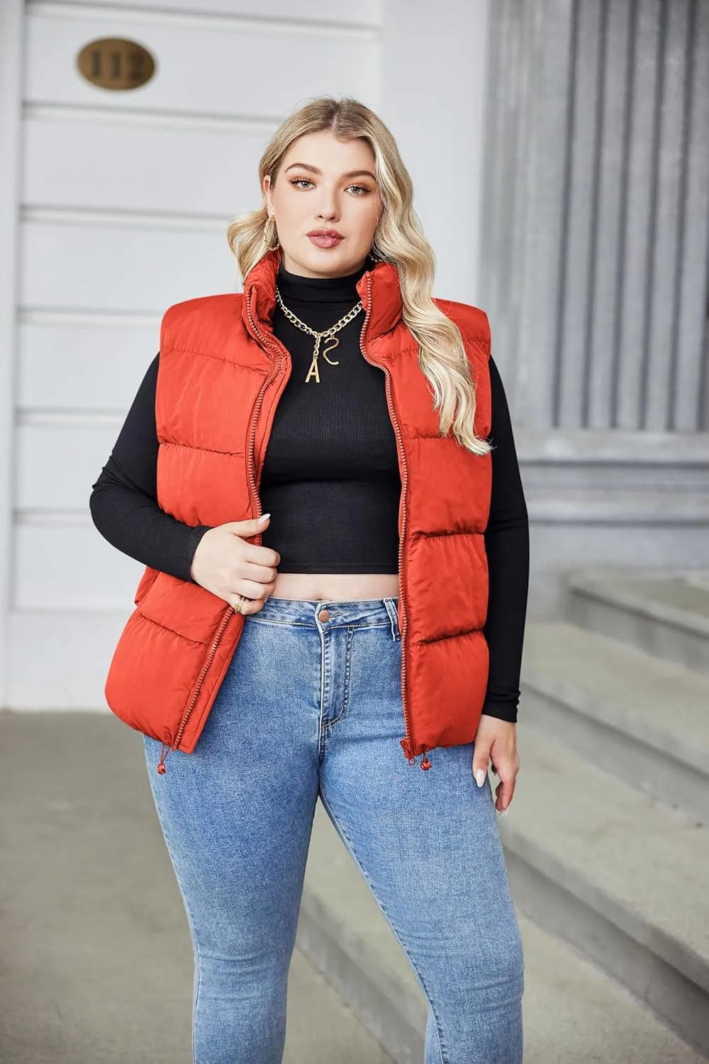 IN'VOLAND Women's Plus Size Zip Up Puffer Vest Stand Collar Outerwear Sleeveless Padded Jacket Coat with Pockets