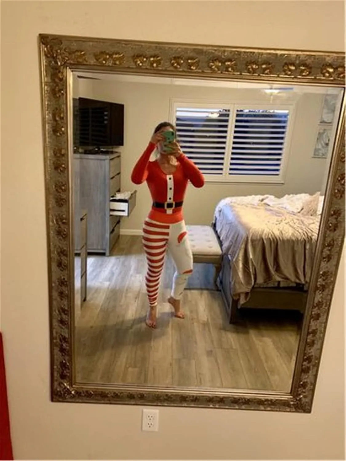 JIFRE Soft High Waist Santa Stripe Print Legging Hip Lift Slim Yoga Pants for Christmas Sportwear Fitness Running