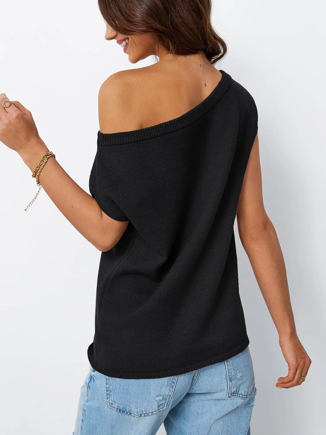 LILLUSORY Womens Summer Fashion Off The Shoulder Sweaters Vacation Trendy Going Out Tops Lightweight Knit Pullover 2025