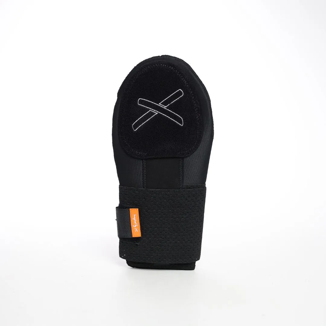 molten metal ice cream sliding mitt
