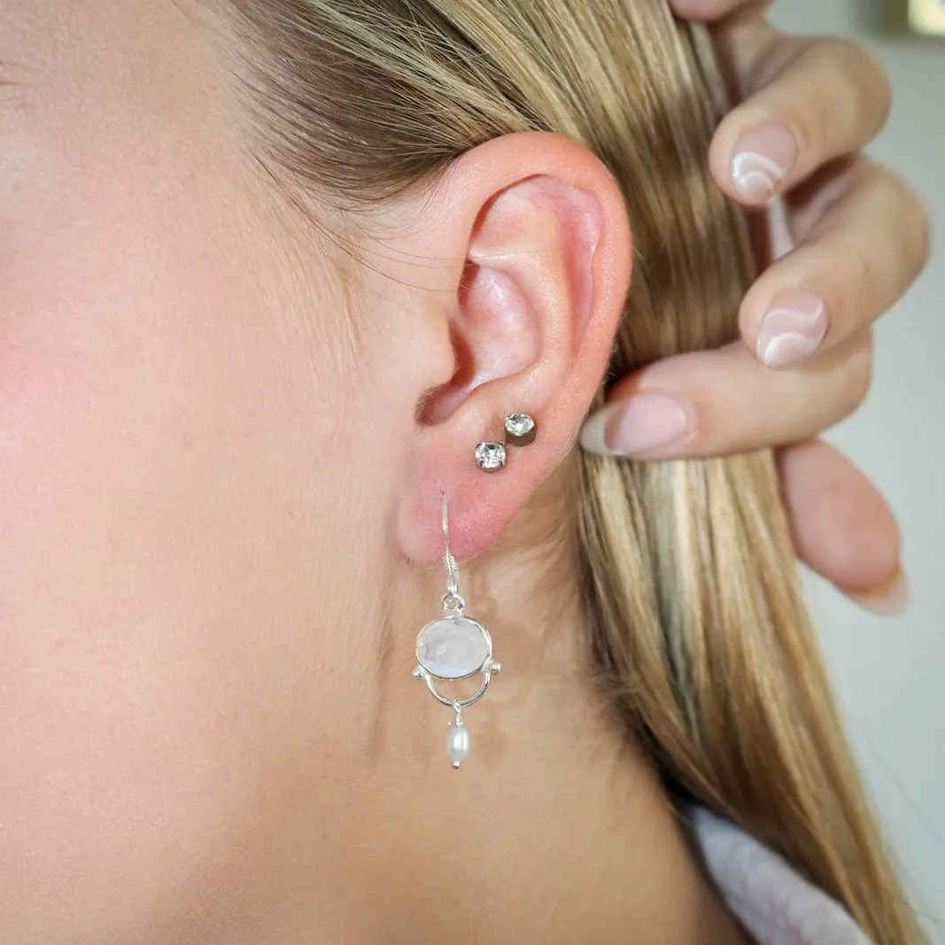 Moonstone and Pearl Elegant Earrings