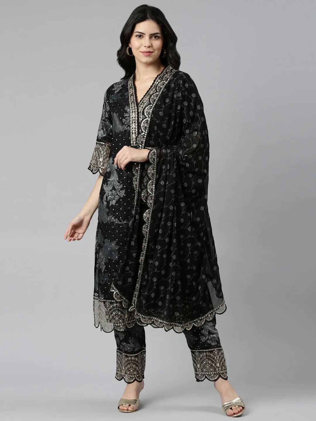 Neeru's Black Regular Straight Printed Readymade Suits