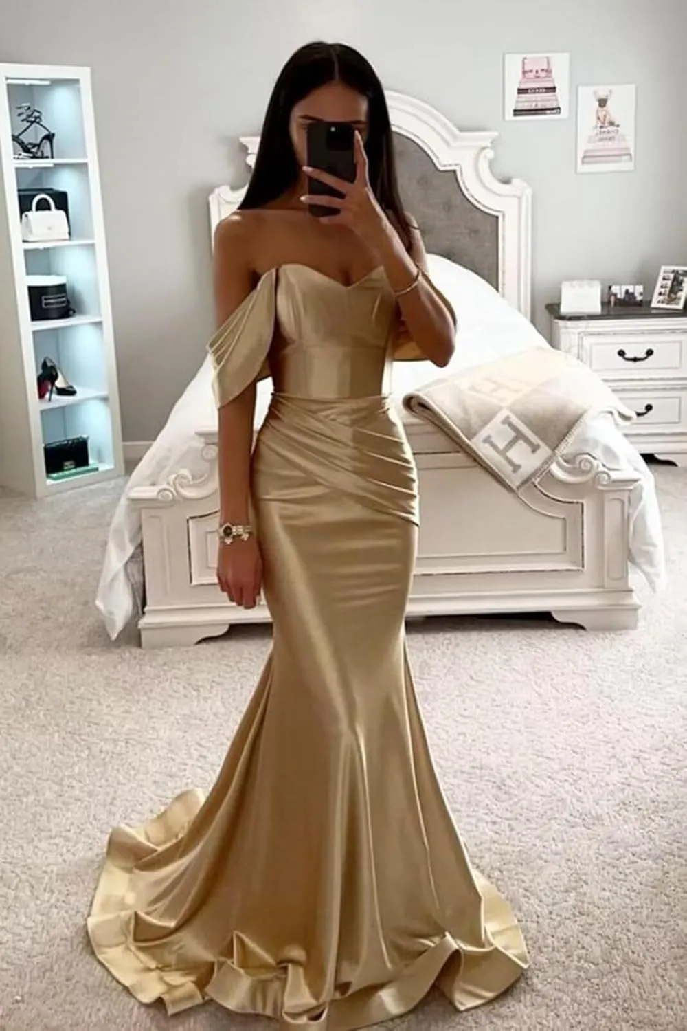 Off Shoulder Sparkly Prom Dresses with Train V-Neck Mermaid Formal Gowns Ruched Short Sleeve Evening Dress DR0549