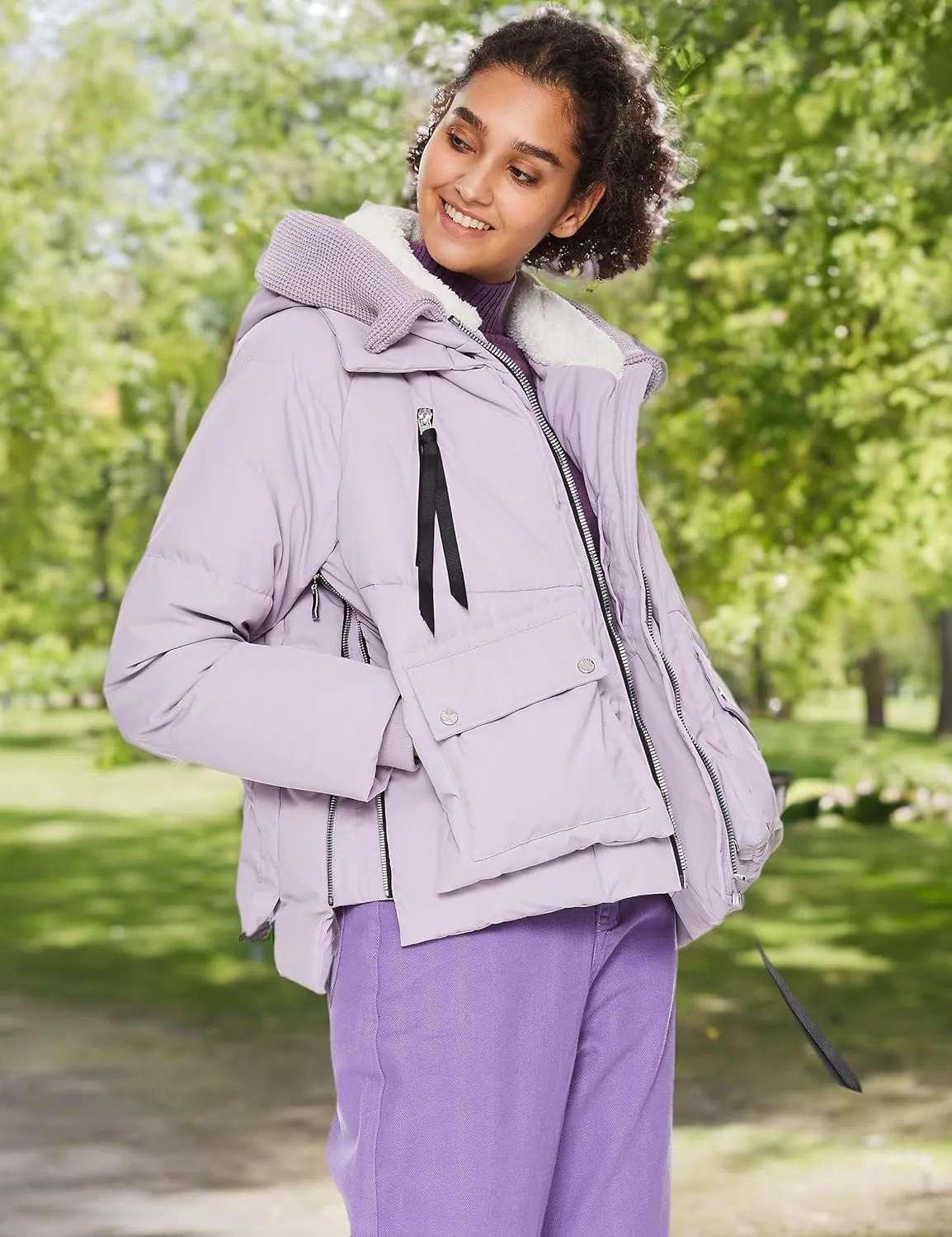 Orolay Women's Cropped Puffer Jacket - Patchwork Designed Down Coat Stand Collar Hooded Outerwear with Pockets