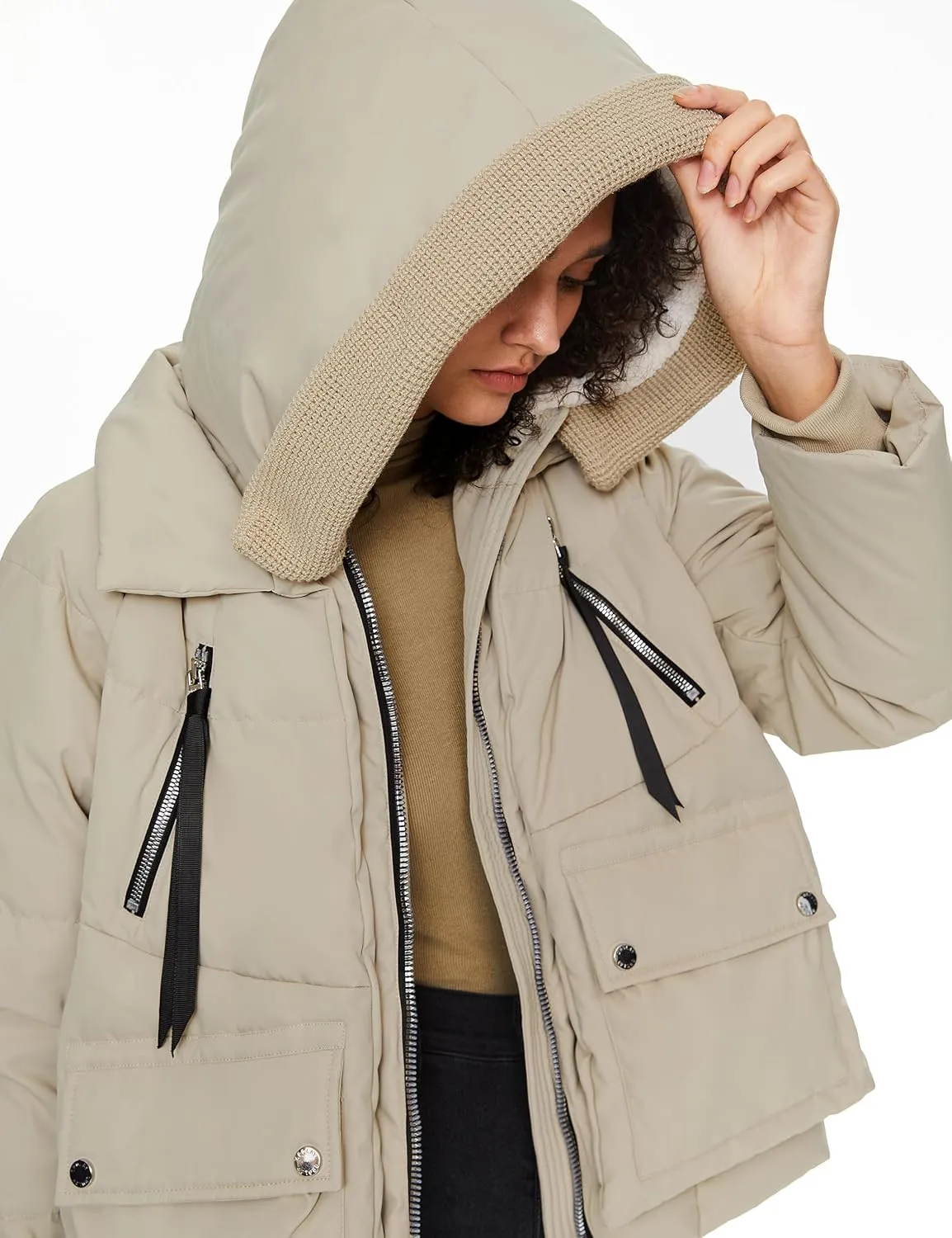 Orolay Women's Cropped Puffer Jacket - Patchwork Designed Down Coat Stand Collar Hooded Outerwear with Pockets