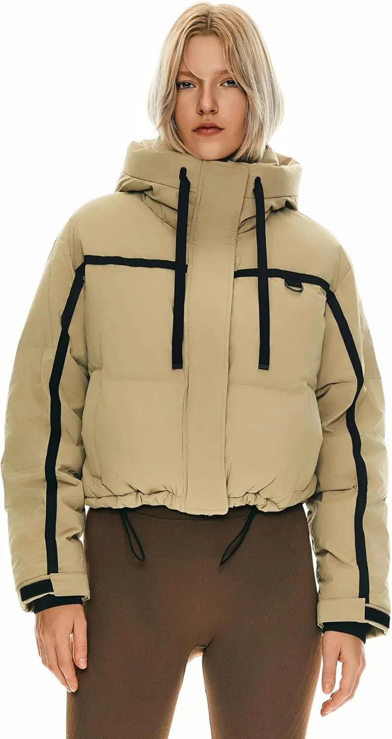 Orolay Women's Cropped Puffer Jacket Winter Quilted Short Down Coat Warm Hooded Zip Fashion Outerwear with Pockets