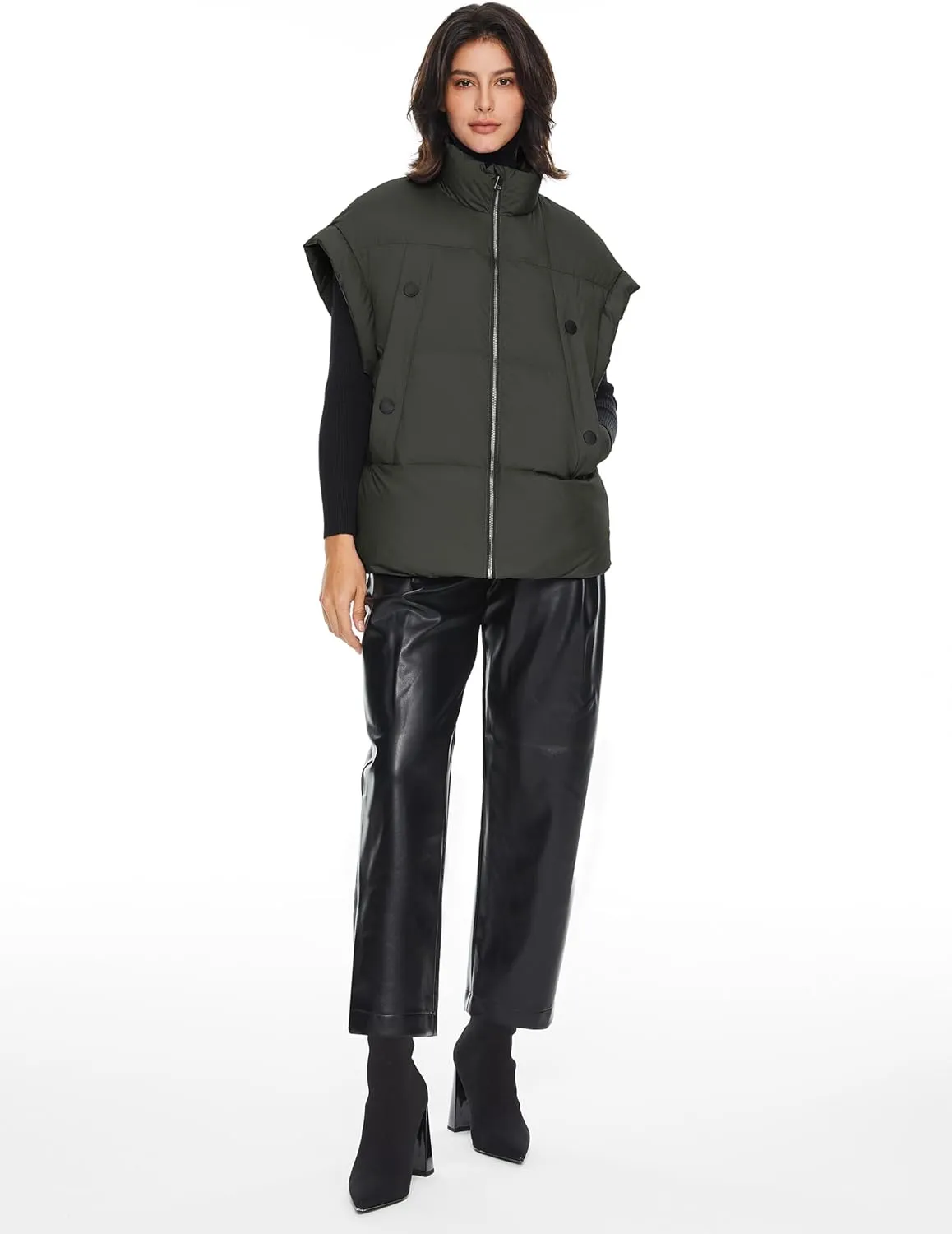 Orolay Women's Puffer Down Vest Oversized Warm Sleeveless Jacket Fashion Quilted Outerwear Gilet with Stand Collar