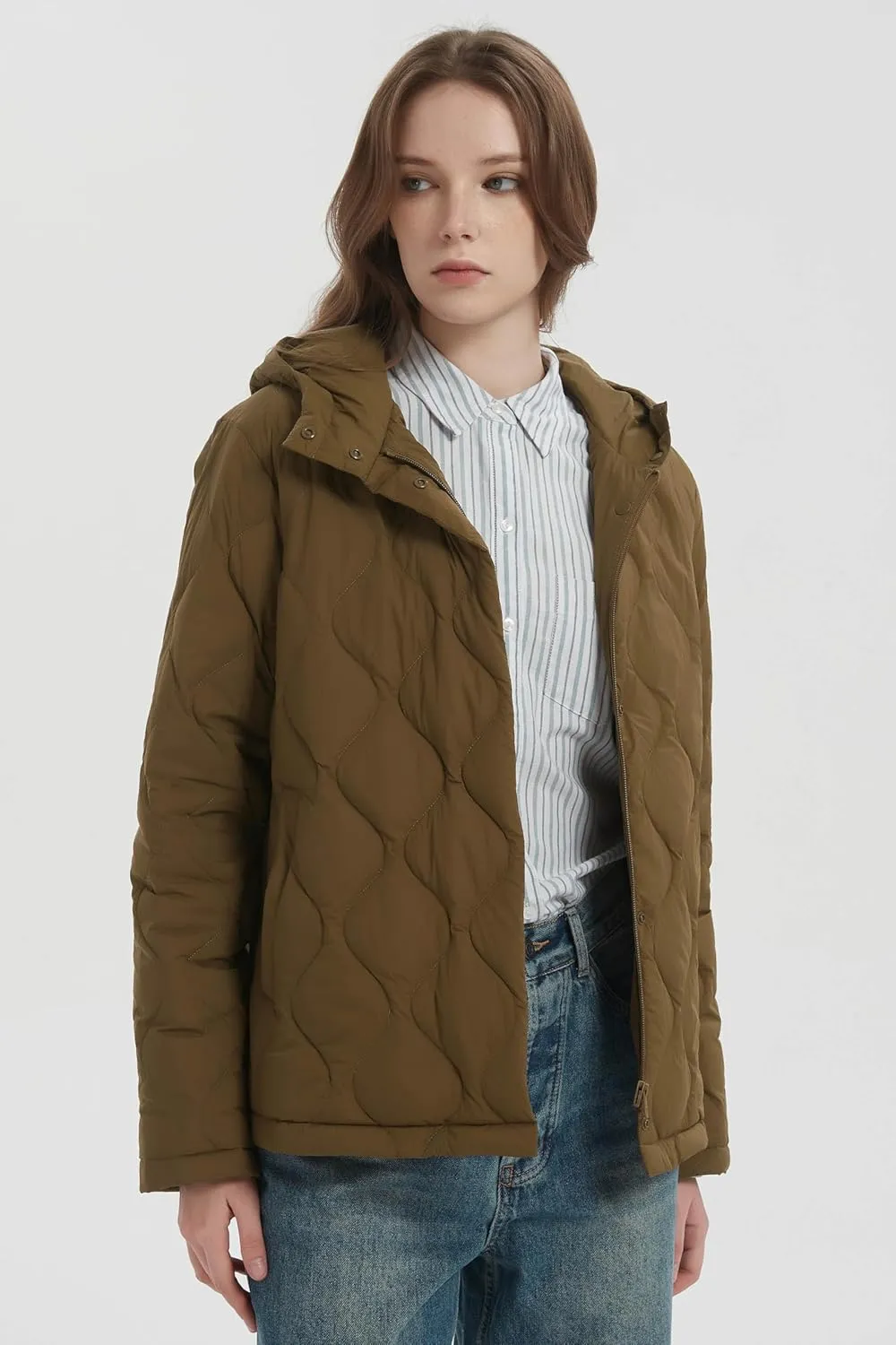 Orolay Women's Quilted Down Jacket Lightweight Hooded Puffer Coat Long Sleeve Warm Outerwear with Pockets