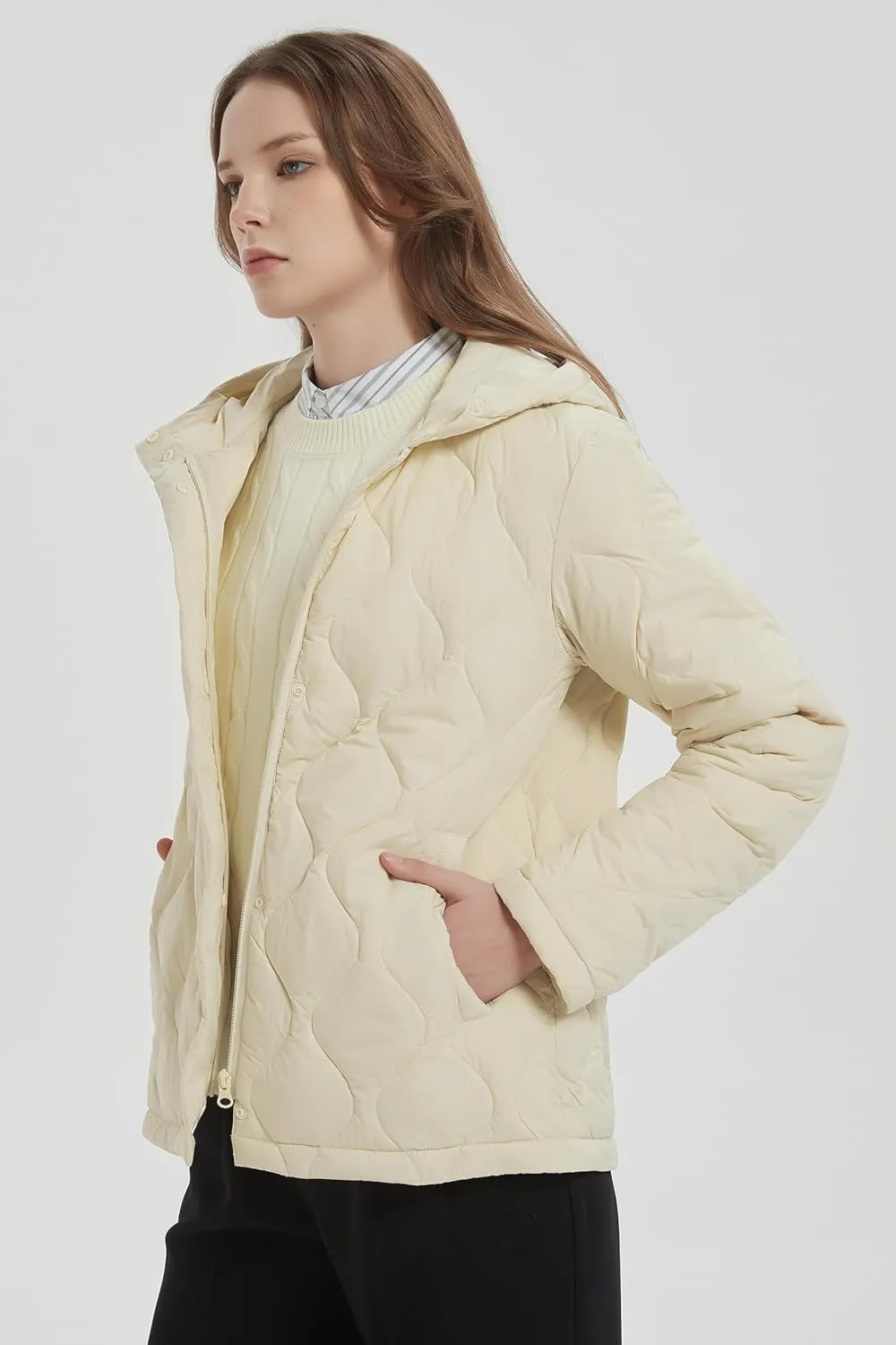 Orolay Women's Quilted Down Jacket Lightweight Hooded Puffer Coat Long Sleeve Warm Outerwear with Pockets