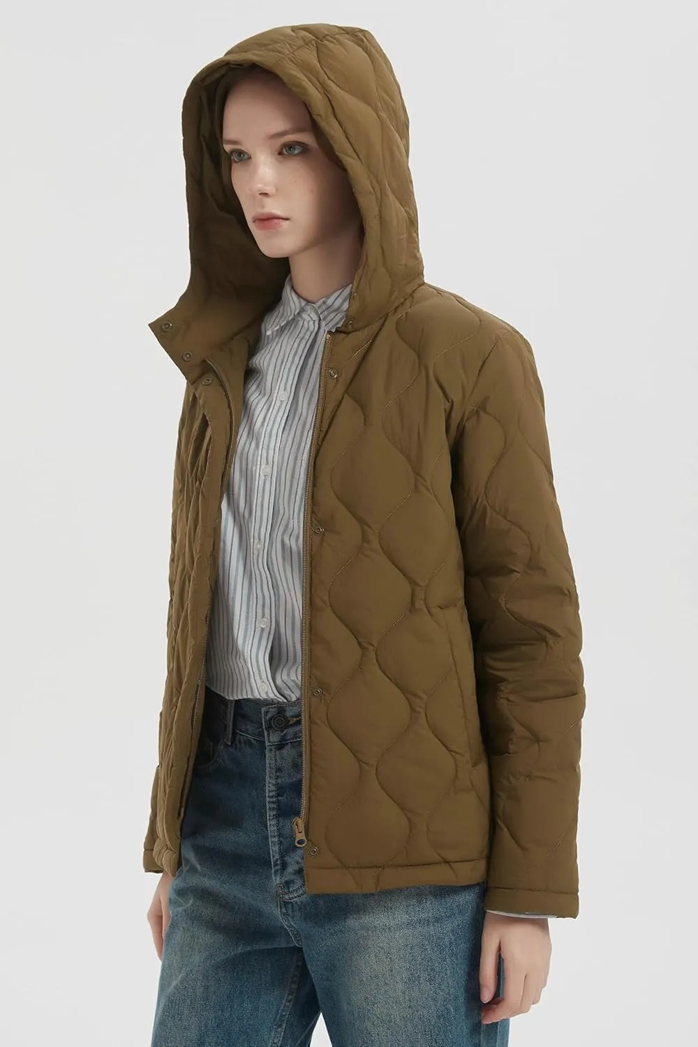 Orolay Women's Quilted Down Jacket Lightweight Hooded Puffer Coat Long Sleeve Warm Outerwear with Pockets