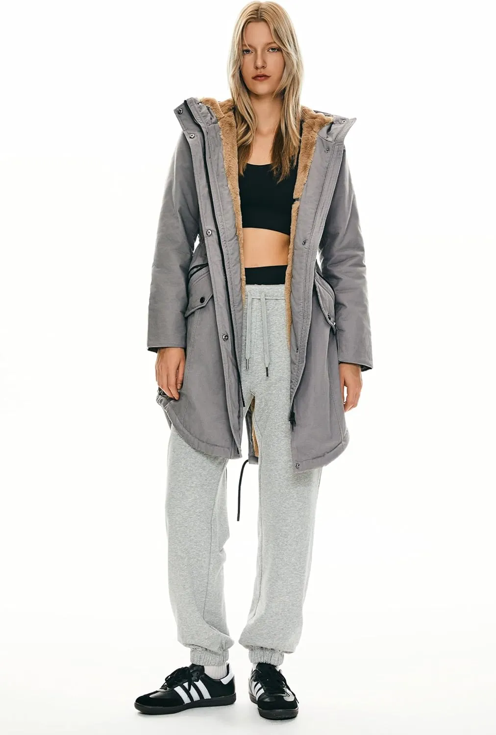 Orolay Women's Thicken Fleece Lined Parka Winter Coat Hooded Jacket with Pockets