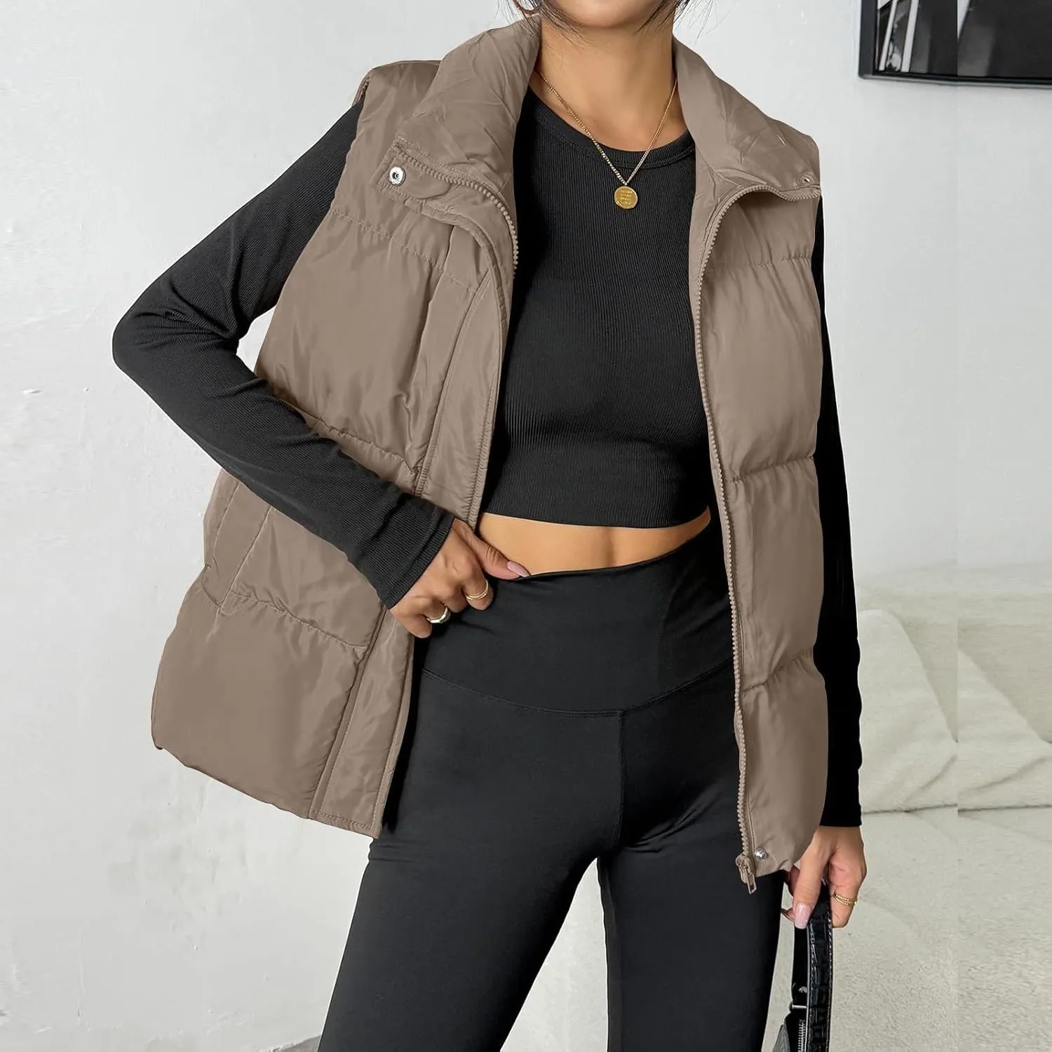 Puffer Vest Women Lightweight Zip Up Jackets with Pockets Fall Casual Stand Collar Padded Quilted Waistcoat Vest