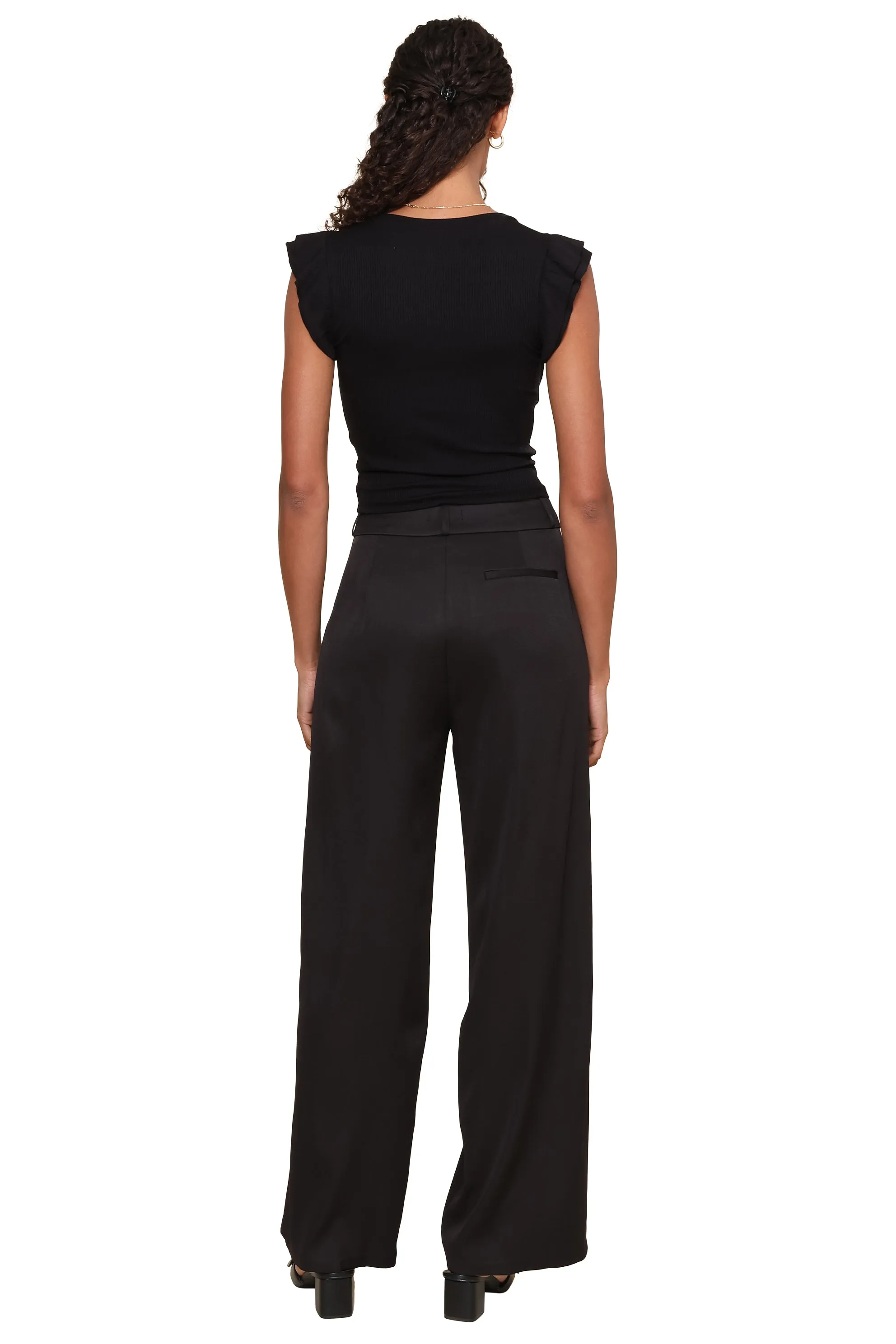 Ruffle Sleeve Rib Top
