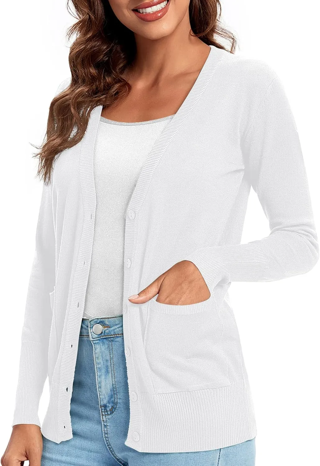 Urban CoCo Women's Lightweight Long Sleeve Cardigan Sweaters V-Neck Button Down Knit Sweater with Pockets