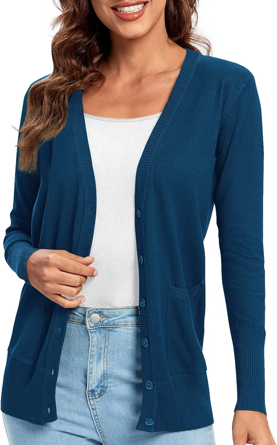 Urban CoCo Women's Lightweight Long Sleeve Cardigan Sweaters V-Neck Button Down Knit Sweater with Pockets