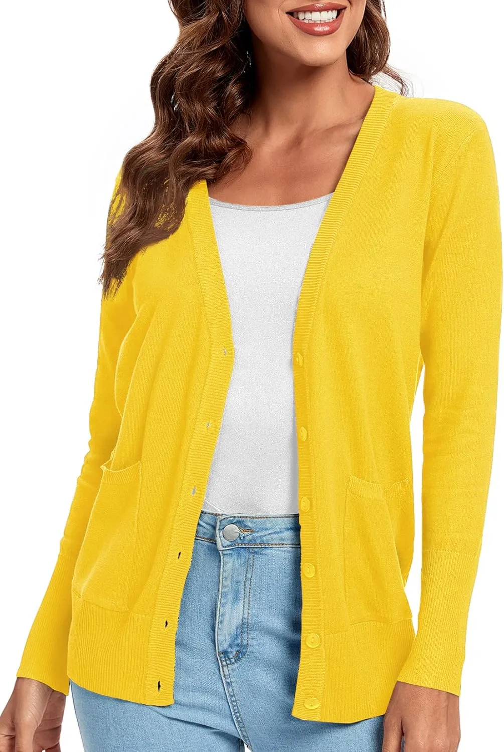 Urban CoCo Women's Lightweight Long Sleeve Cardigan Sweaters V-Neck Button Down Knit Sweater with Pockets