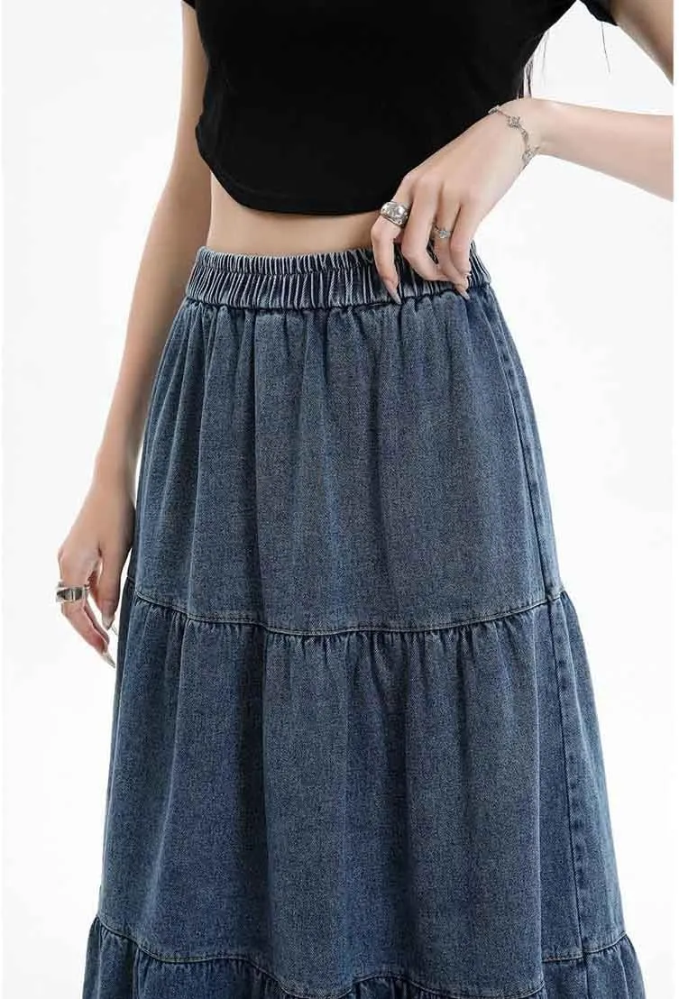 Vintage denim skirt with elastic waistband and high waisted A-line skirt, fashionable denim midi skirt