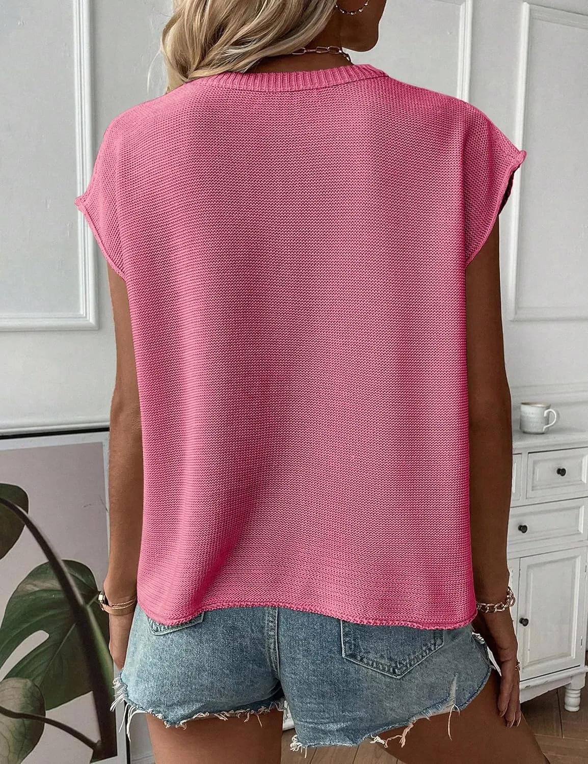 Womens Cap Sleeve Sweater Vest Crew Neck Knit Sleeveless Tank Tops Casual Lightweight Pullover Sweaters