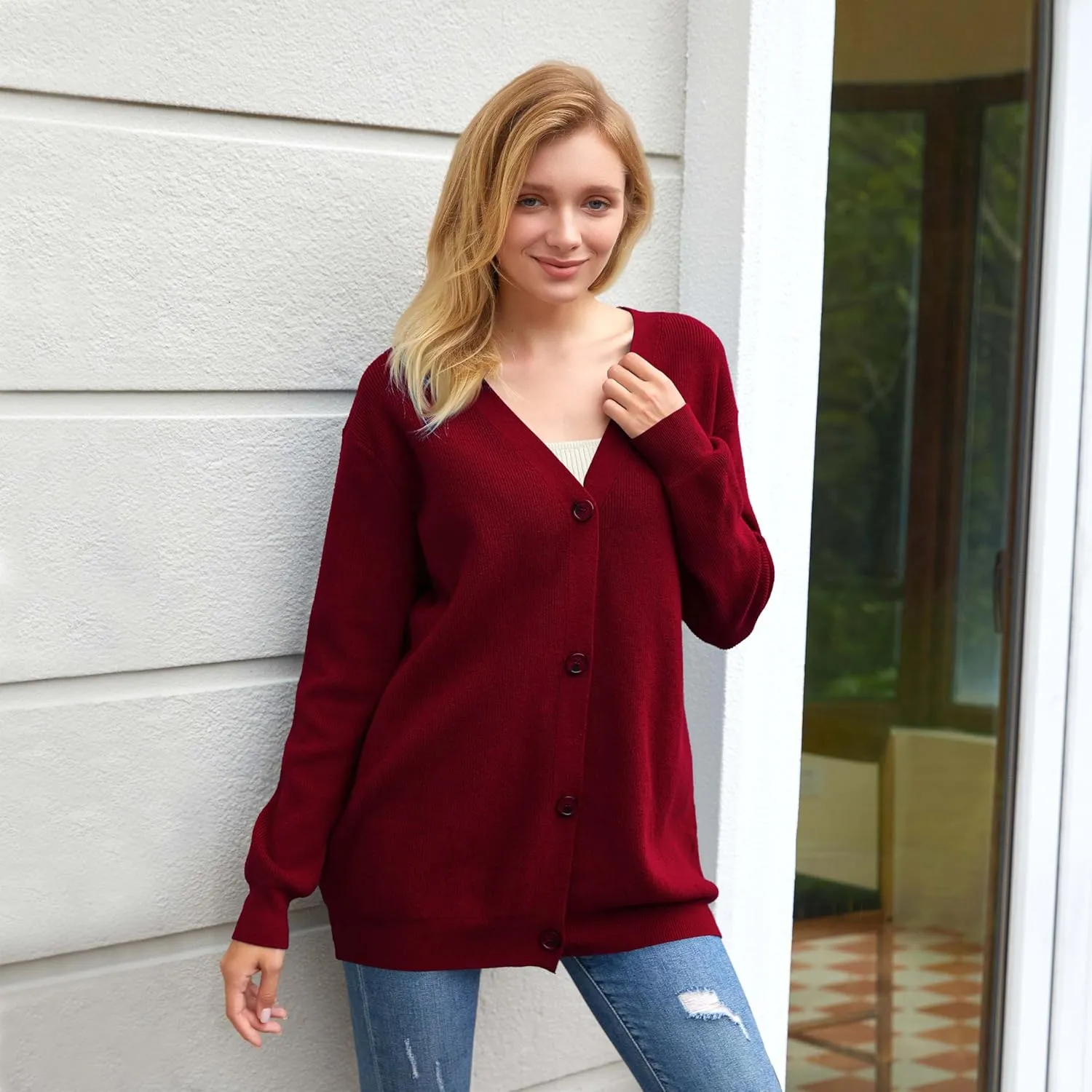 Women's Long Sleeve V-Neck Button Down Cardigan Chunky Oversized Knit Open Front Trendy Sweater Outerwear
