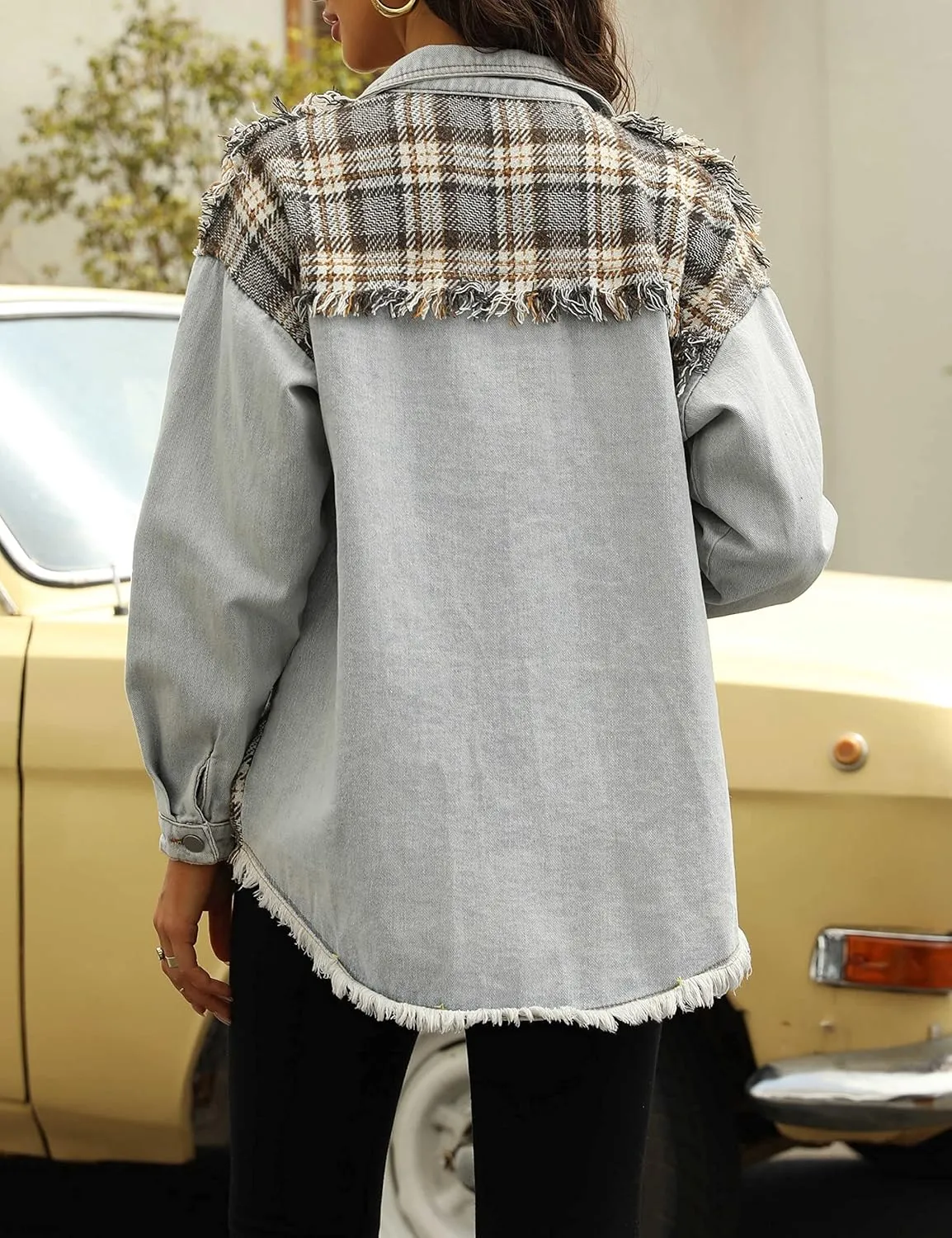 Womens Oversized Plaid Denim Jacket Long Sleeve Frayed Hem Button Down Shacket Coat
