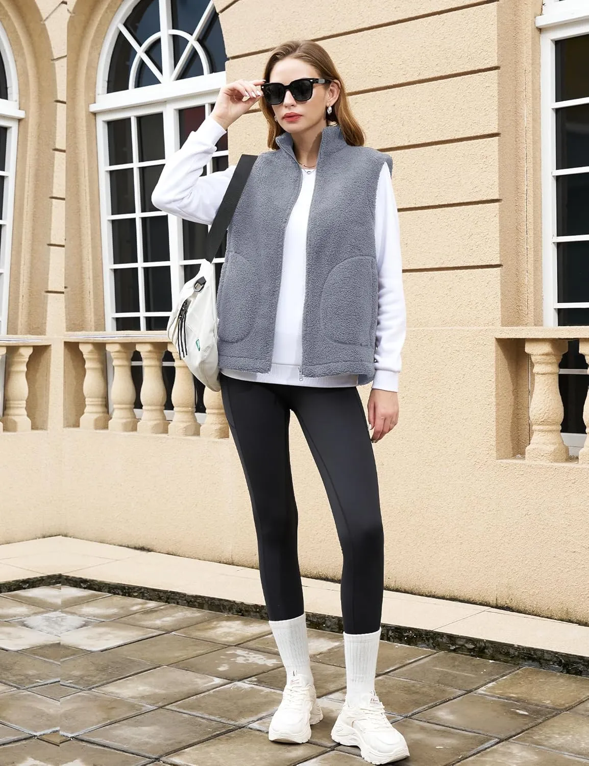 YUCOLEN Womens Polar Fleece Vest Outerwear with 4 Pockets Soft Lightweight Sleeveless Coat for Women with Full Zipper